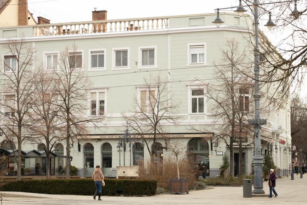 Square 2 Apartment Дебрецен Екстериор снимка